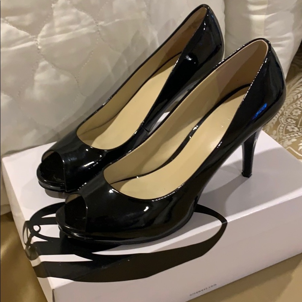 Nine West peep toe heels